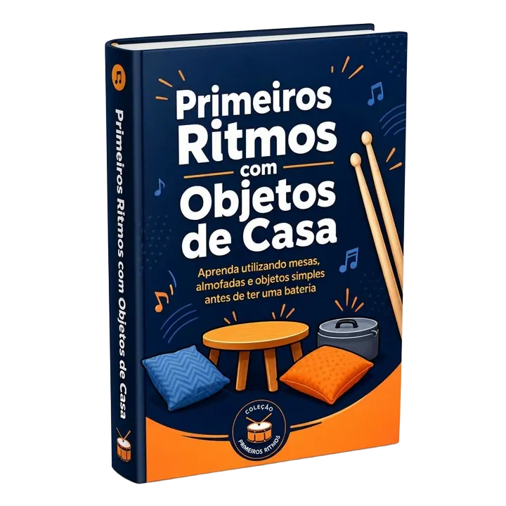 Criança praticando ritmo com objetos de casa